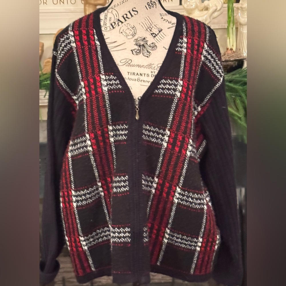 Maggie McNaughton Vintage Black Zip Up Sweater Cardigan Red White Plaid Cottage